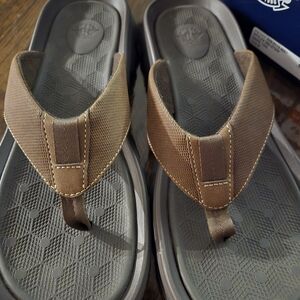 Dockers LUKA Men's 12 M Brown Flip Flop Sandals. New In Box